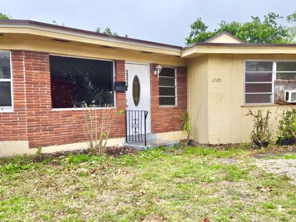 2325 Johnson Street , Hollywood, FL 33020
