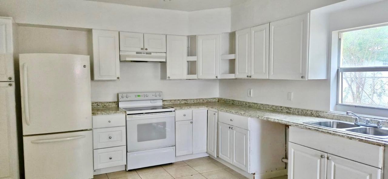 2325 Johnson Street , Hollywood, FL 33020 Photo