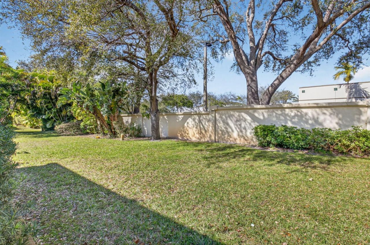 4761 NW 2nd Avenue , Unit 301, Boca Raton, FL 33431 Photo