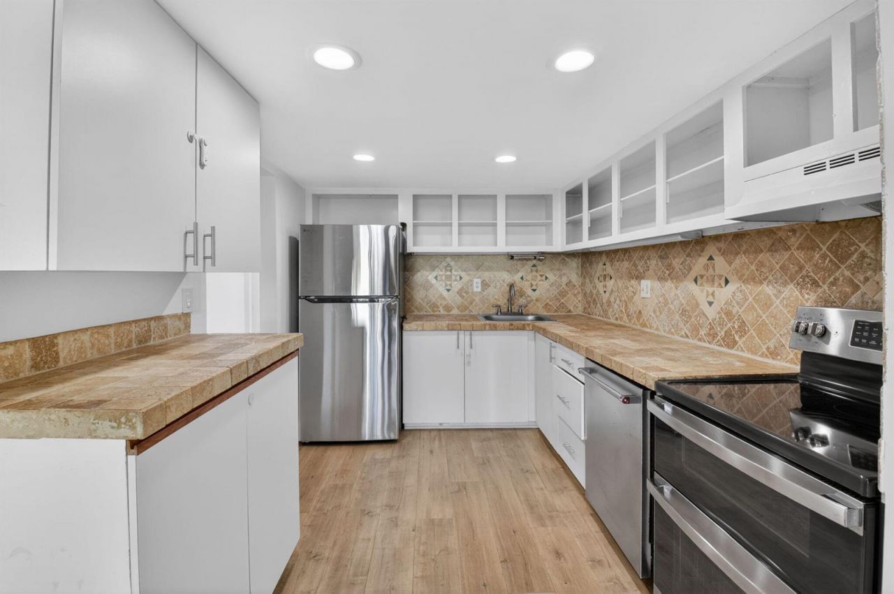 4761 NW 2nd Avenue , Unit 301, Boca Raton, FL 33431 Photo