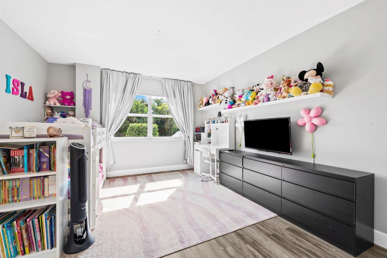 1881 Middle River Drive , Unit 206, Fort Lauderdale, FL 33305 Photo