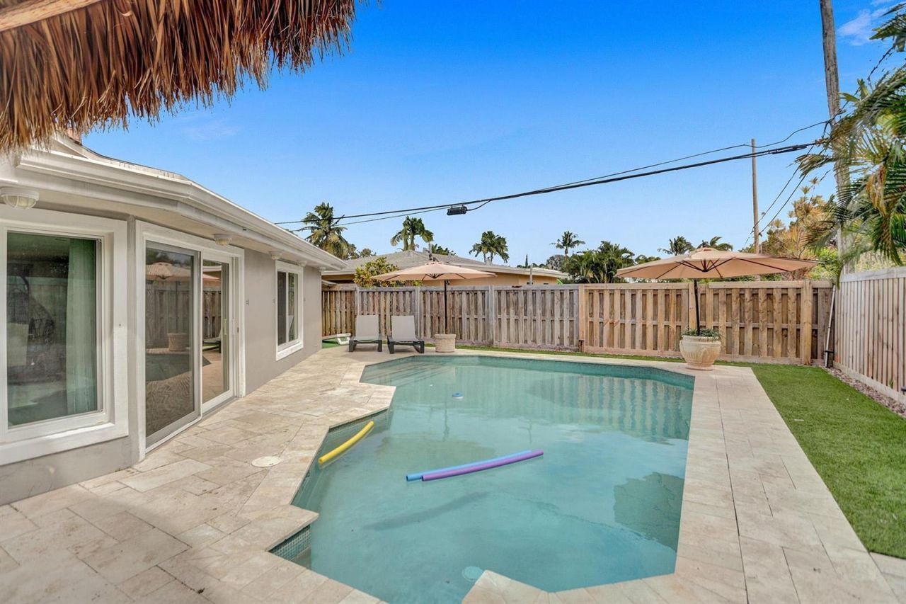 470 SE 4th Court , Pompano Beach, FL 33060 Photo