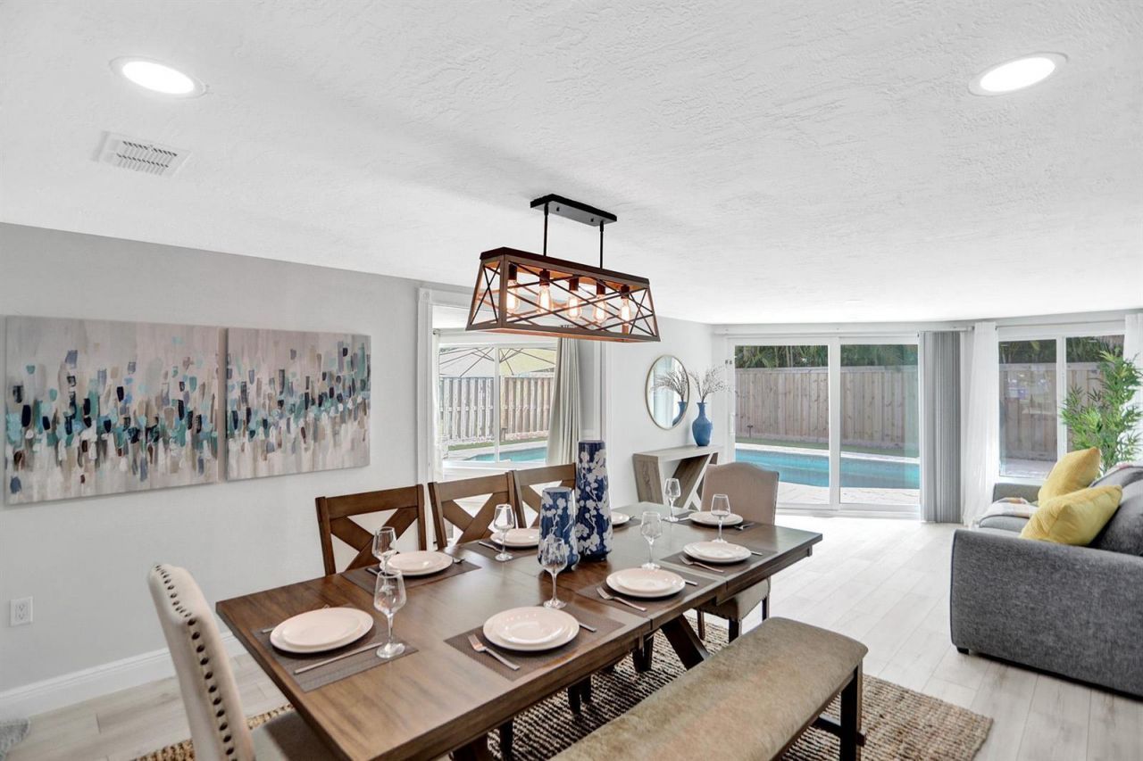 470 SE 4th Court , Pompano Beach, FL 33060 Photo