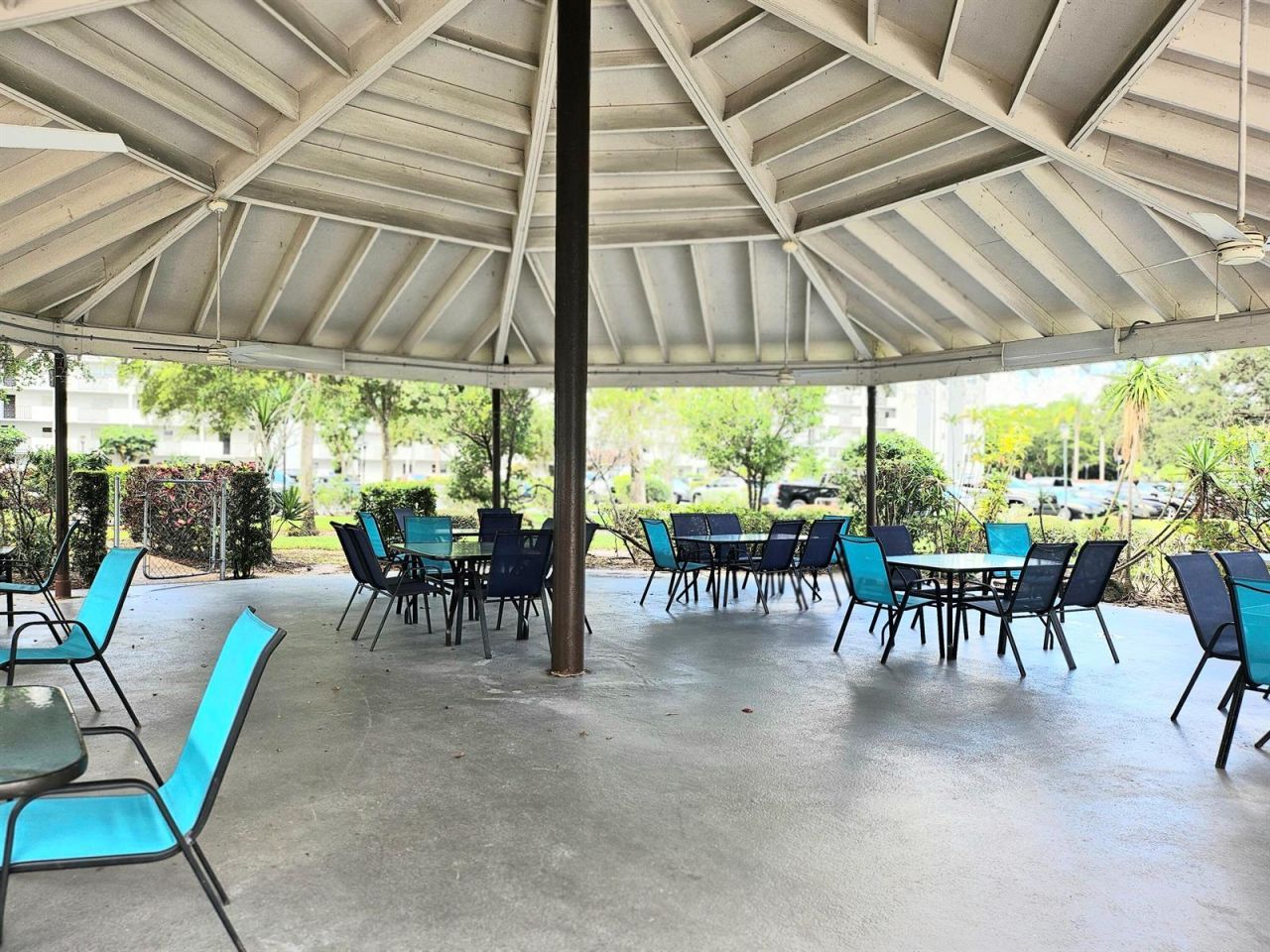 5860 NW 44th Street , Unit 412, Lauderhill, FL 33319 Photo