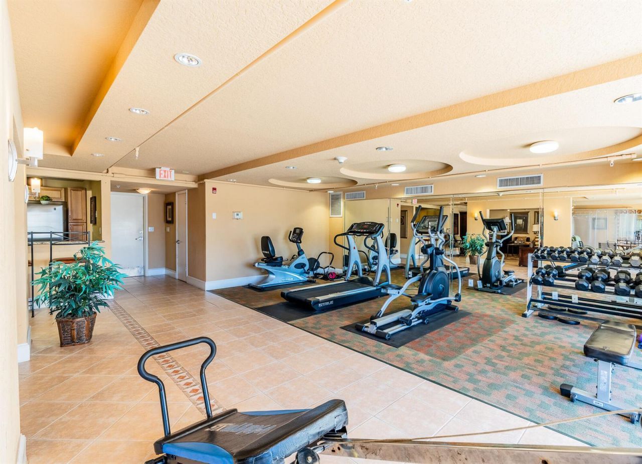 1000 Spanish River Road , Unit 3t, Boca Raton, FL 33432 Photo