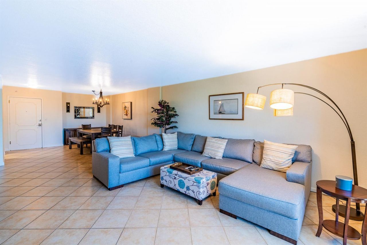 1000 Spanish River Road , Unit 3t, Boca Raton, FL 33432 Photo