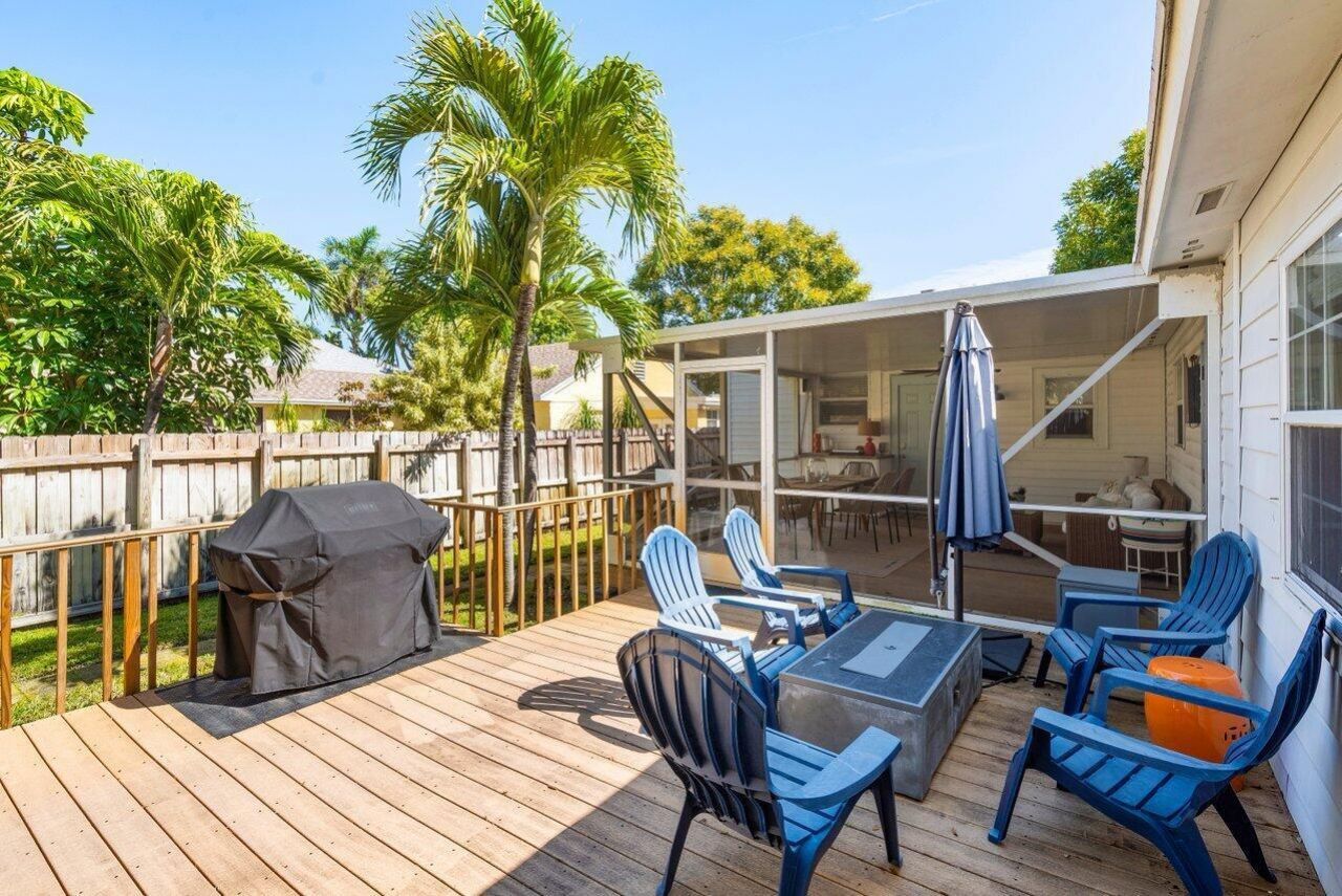 215 S Palmway , Lake Worth, FL 33460 Photo