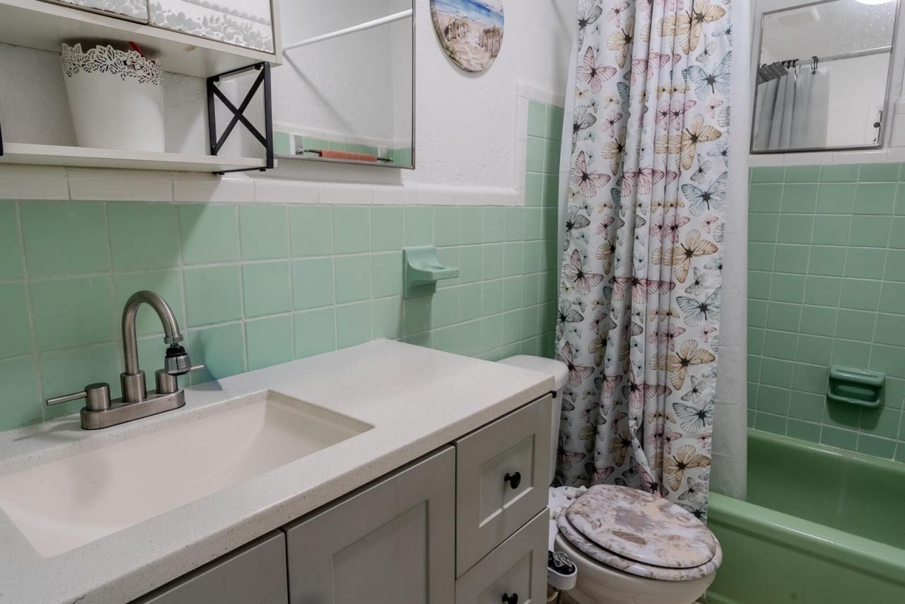1432 SW 26th Avenue , Fort Lauderdale, FL 33312 Photo