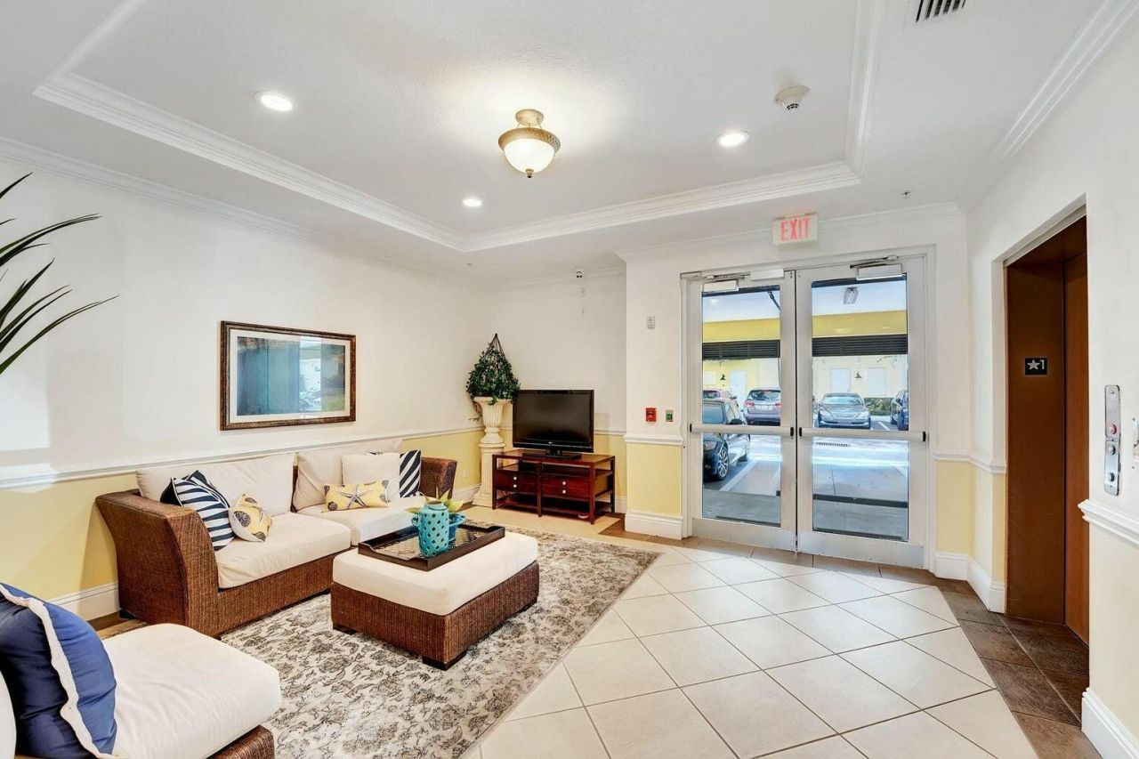 3120 E Latitude Circle , Unit 206, Delray Beach, FL 33483 Photo