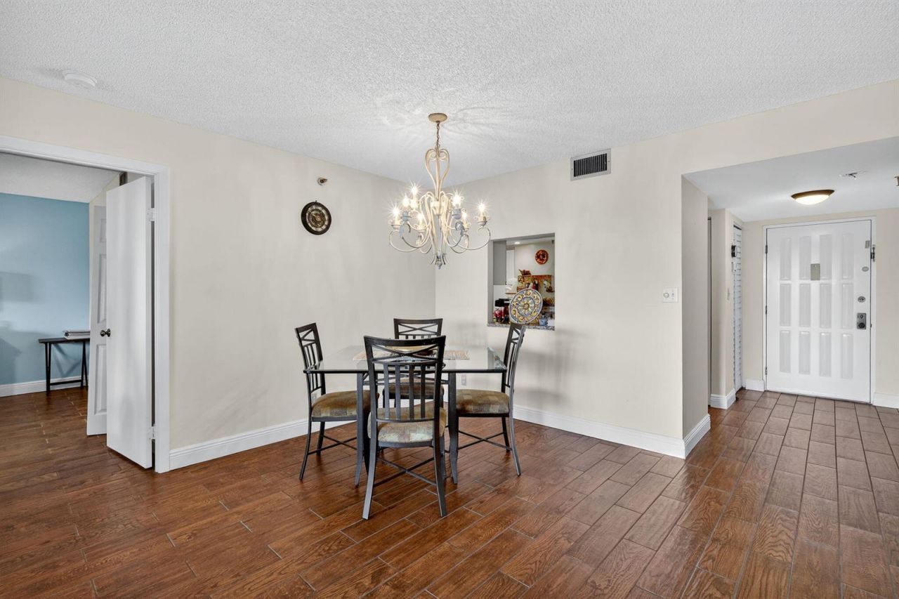 5340 NW 2nd Avenue , Unit 421, Boca Raton, FL 33487 Photo