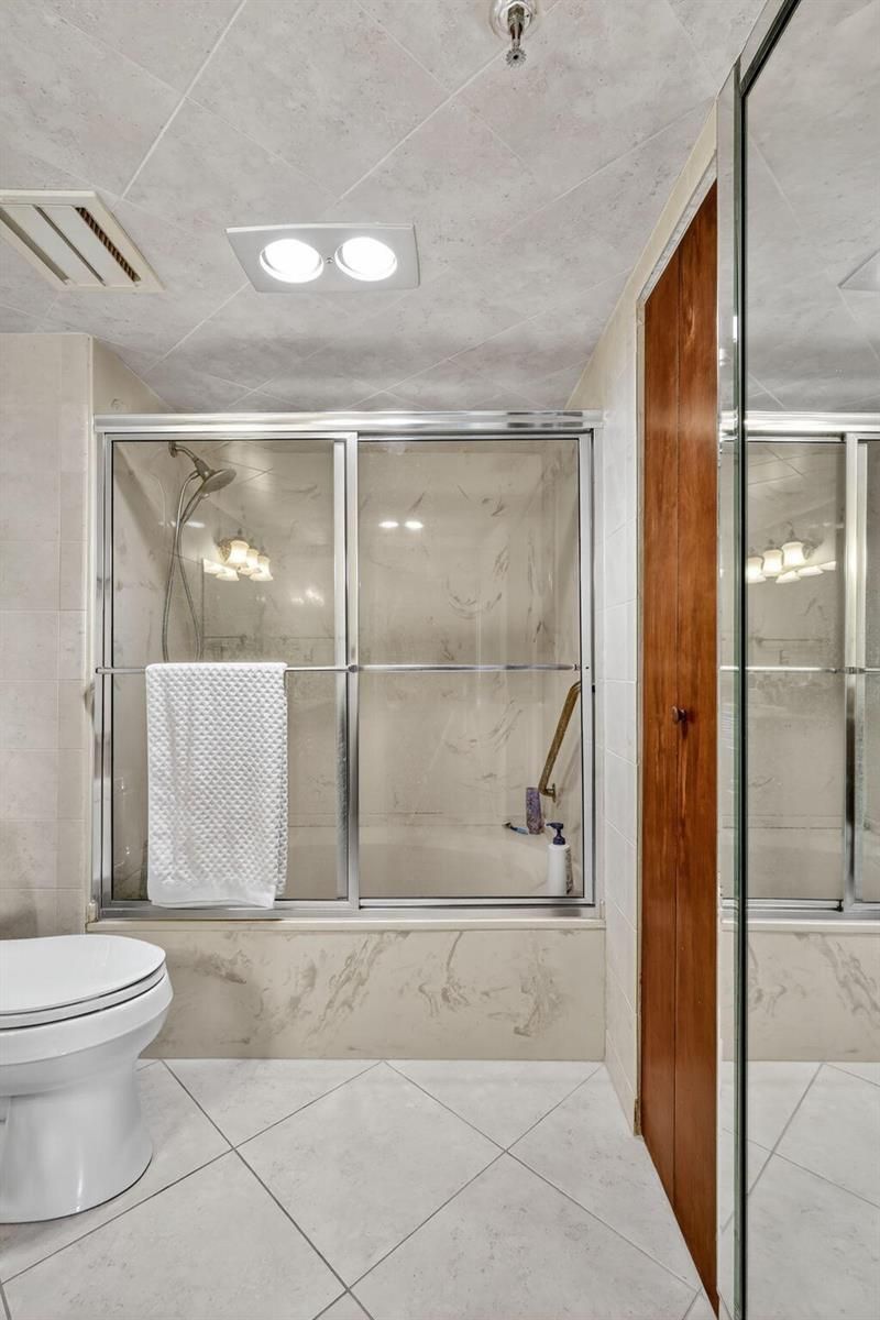 5340 NW 2nd Avenue , Unit 421, Boca Raton, FL 33487 Photo