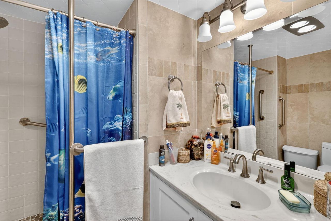 5340 NW 2nd Avenue , Unit 421, Boca Raton, FL 33487 Photo