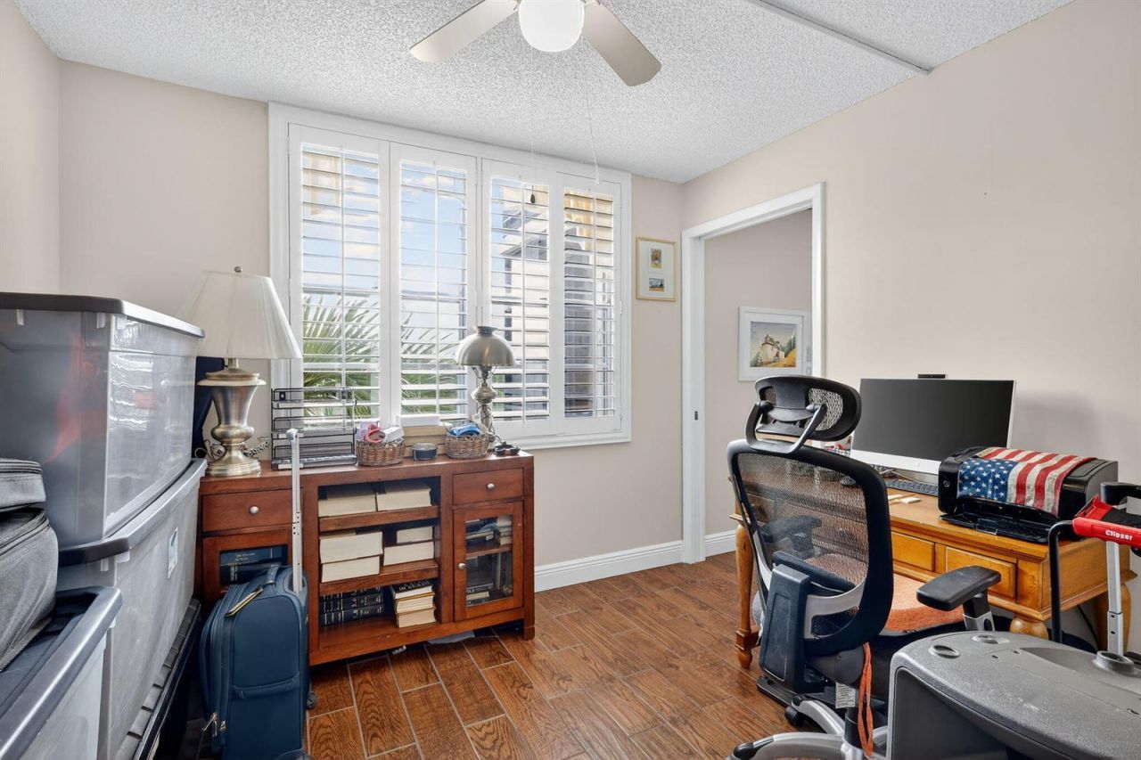 5340 NW 2nd Avenue , Unit 421, Boca Raton, FL 33487 Photo