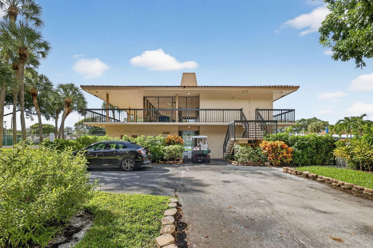 5340 NW 2nd Avenue , Unit 421, Boca Raton, FL 33487 Photo
