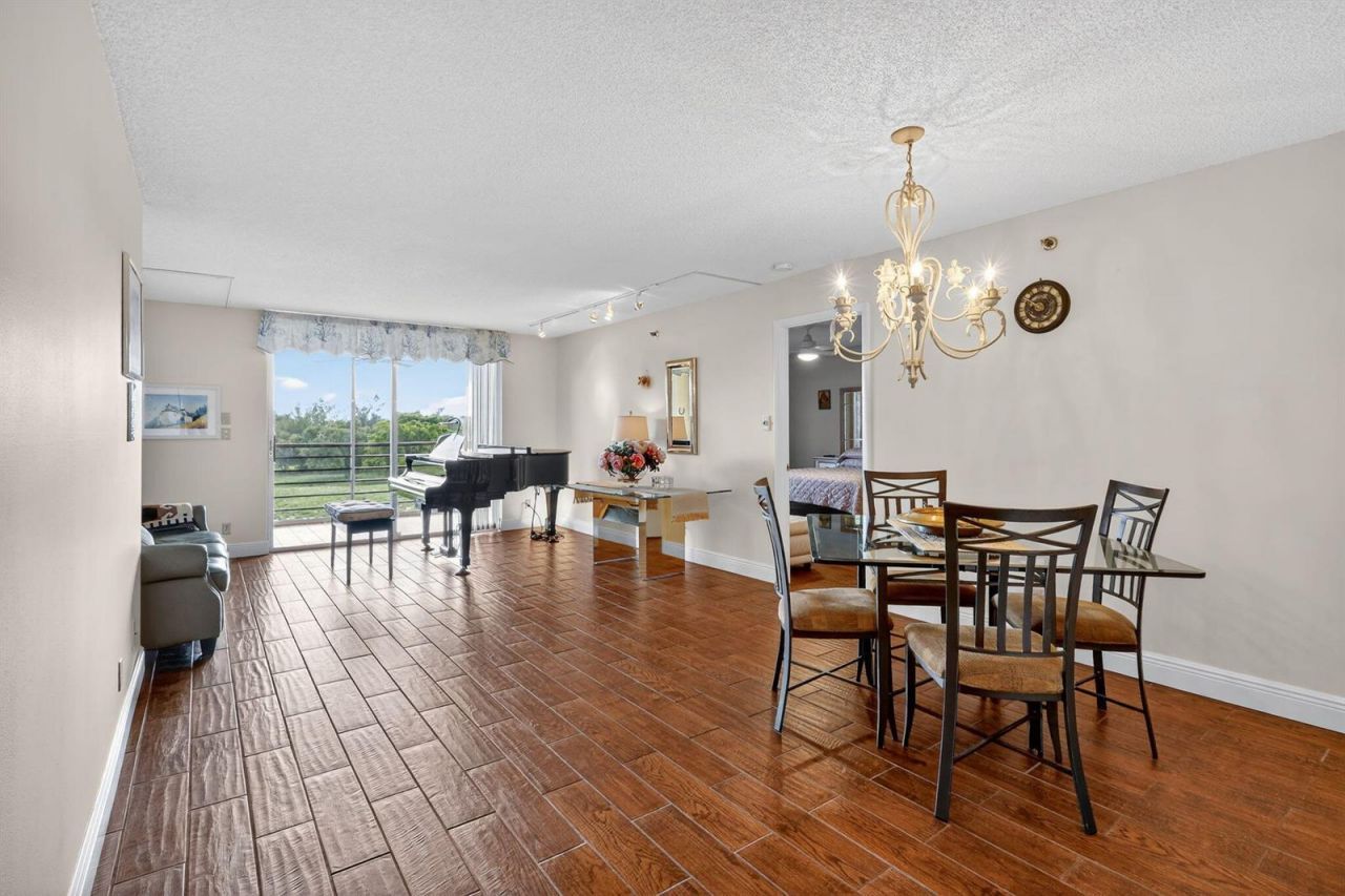 5340 NW 2nd Avenue , Unit 421, Boca Raton, FL 33487 Photo