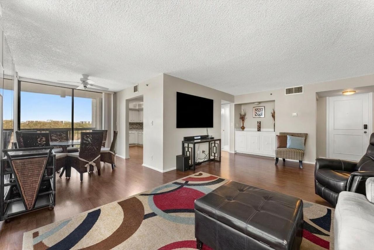 1832 Bridgewood Drive , Boca Raton, FL 33434 Photo