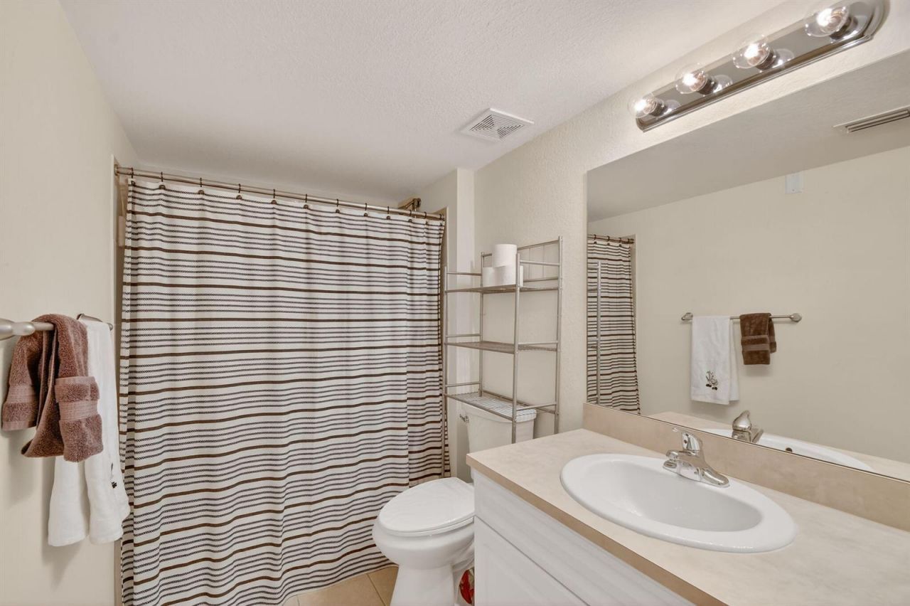 6769 Heritage Grande , Unit 2201, Boynton Beach, FL 33437 Photo