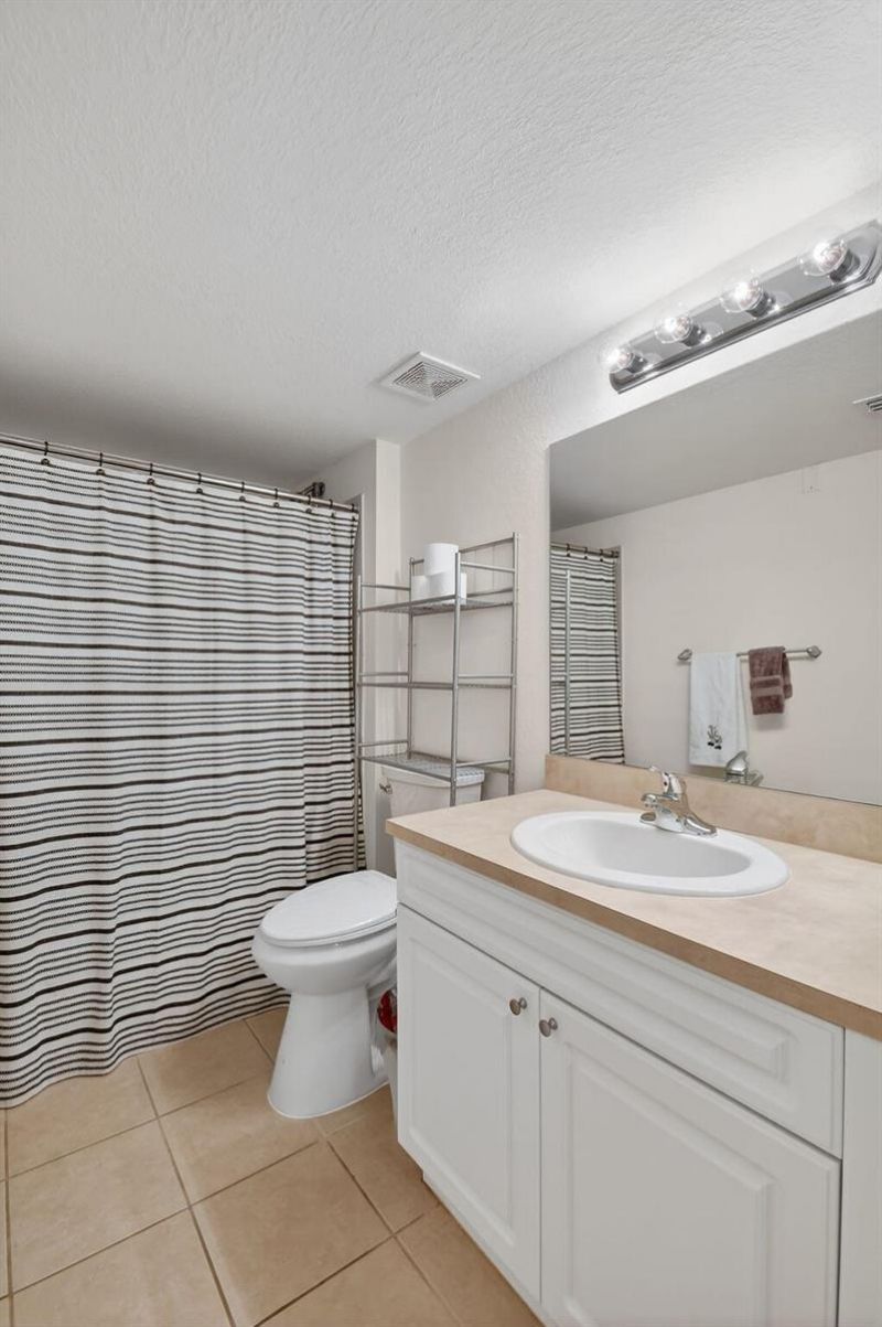 6769 Heritage Grande , Unit 2201, Boynton Beach, FL 33437 Photo