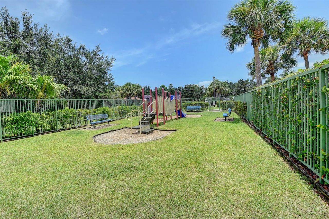6769 Heritage Grande , Unit 2201, Boynton Beach, FL 33437 Photo
