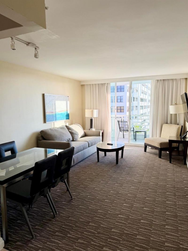 2670 E Sunrise Boulevard , Unit 703, Fort Lauderdale, FL 33304 Photo