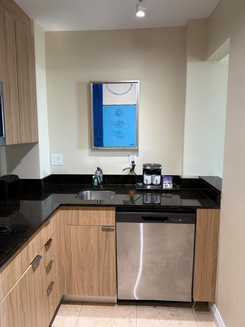 2670 E Sunrise Boulevard , Unit 703, Fort Lauderdale, FL 33304 Photo