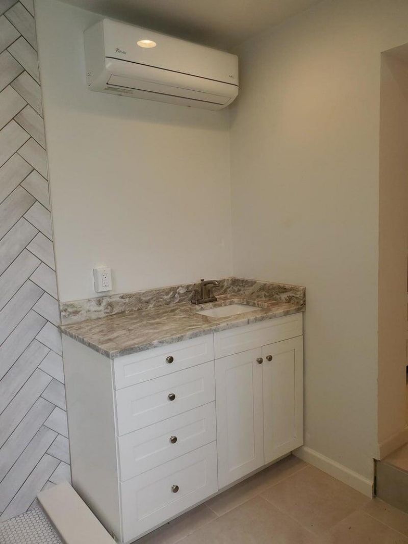2574 NE Roberta Street , Jensen Beach, FL 34957 Photo