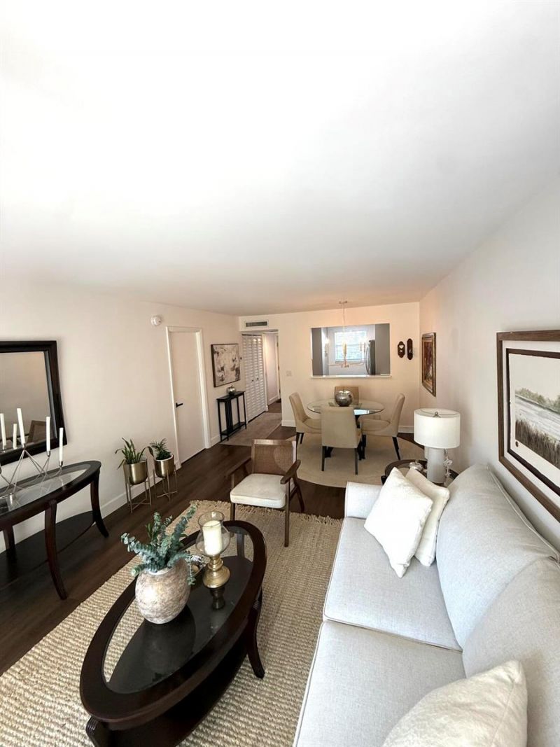 3170 Holiday Springs Boulevard , Unit 304, Margate, FL 33063 Photo
