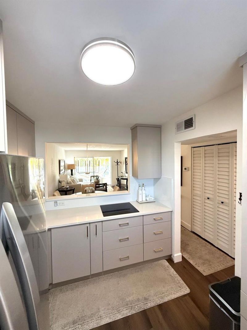 3170 Holiday Springs Boulevard , Unit 304, Margate, FL 33063 Photo