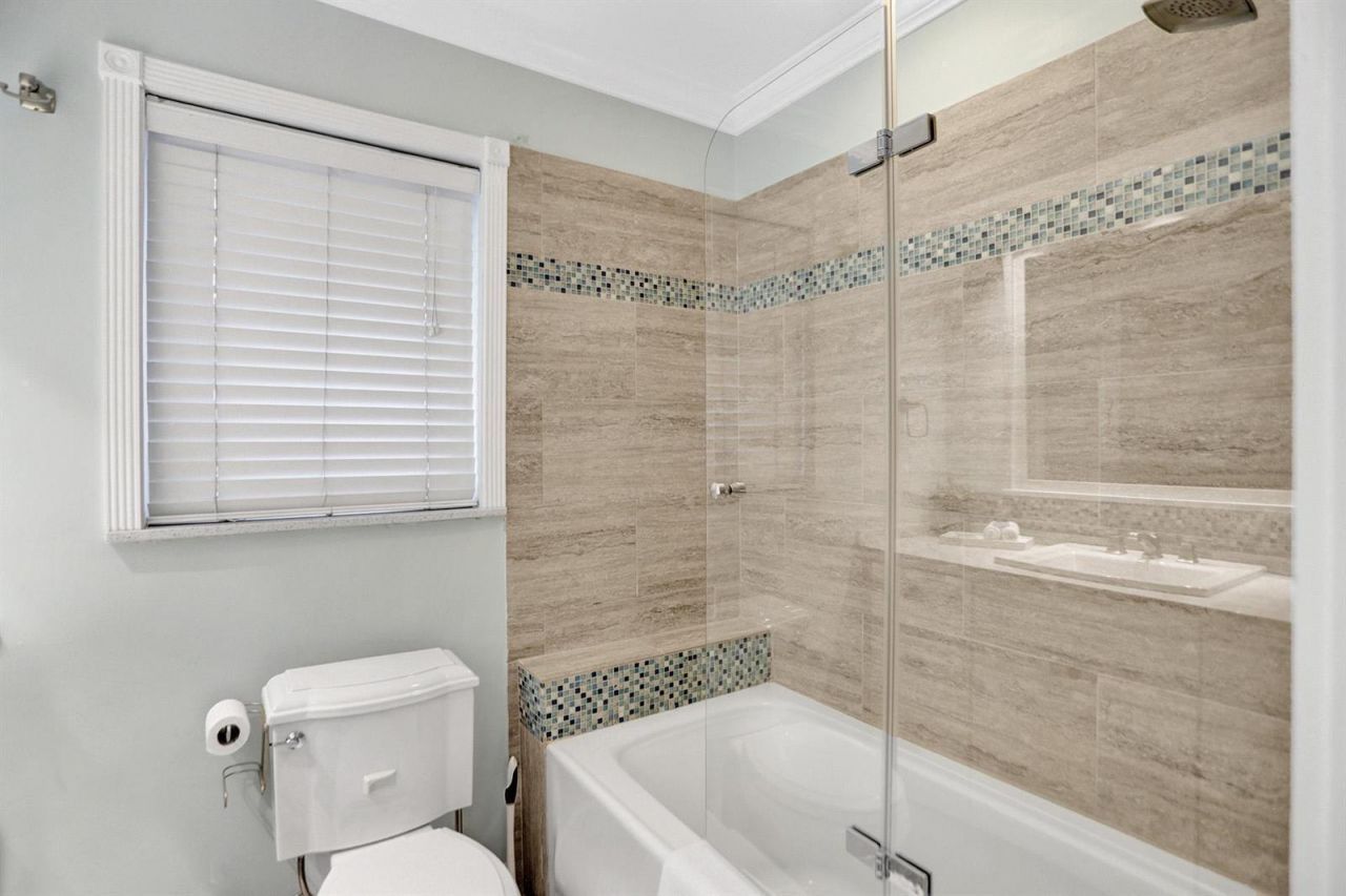 470 SE 4th Court , Pompano Beach, FL 33060 Photo