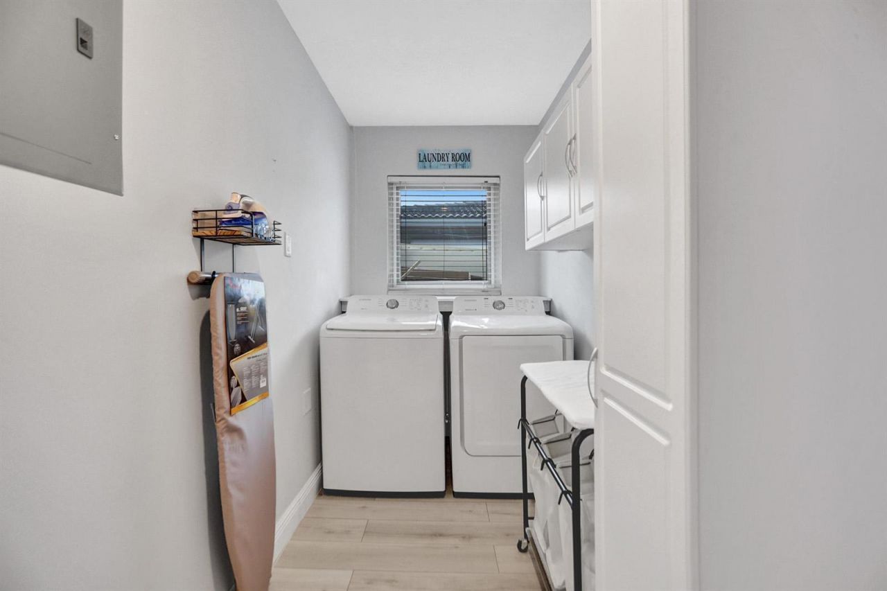 470 SE 4th Court , Pompano Beach, FL 33060 Photo