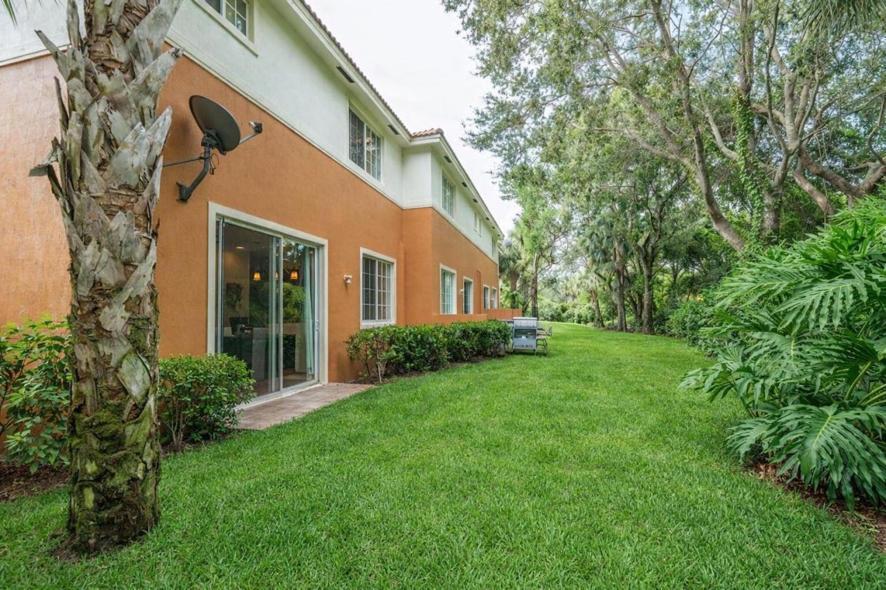 7221 Briella Drive , Boynton Beach, FL 33437 Photo