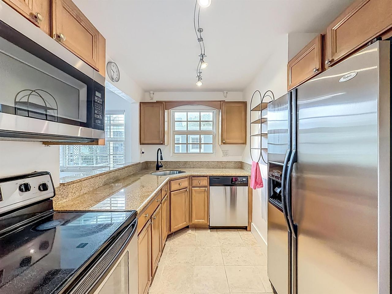 305 SE 11th Avenue , Unit D, Pompano Beach, FL 33060 Photo
