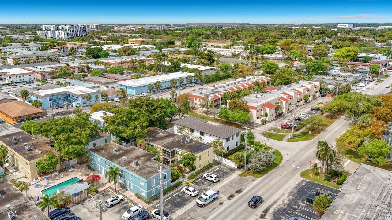 305 SE 11th Avenue , Pompano Beach, FL 33060 Photo