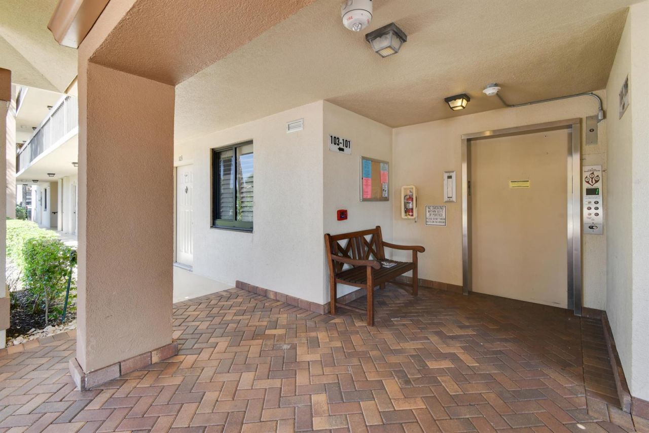 2401 Marina Isle Way , Unit 503, Jupiter, FL 33477 Photo