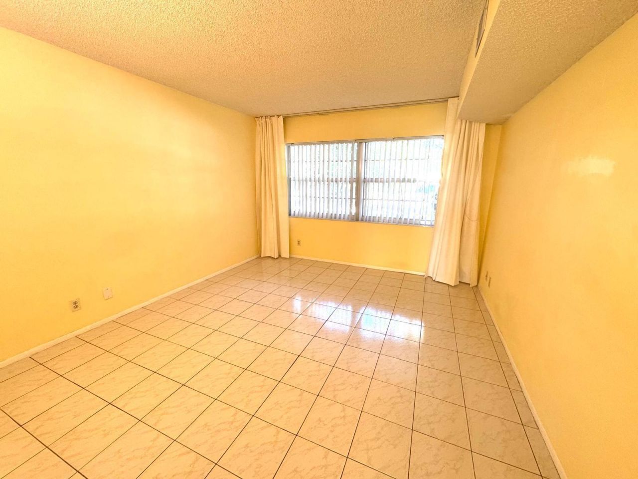901 Cypress Terrace , Unit 103, Pompano Beach, FL 33069 Photo