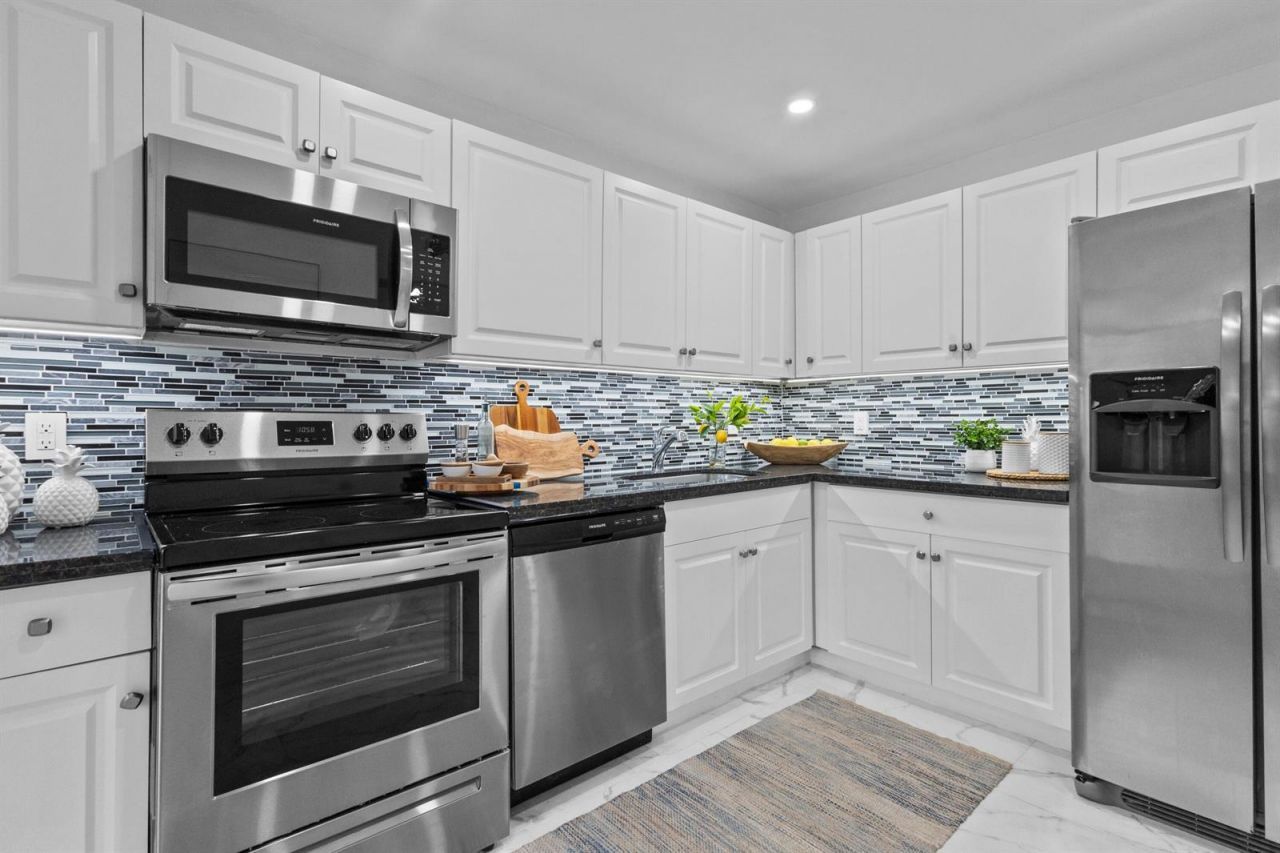 3051 S Palm Aire Drive , Unit 109, Pompano Beach, FL 33069 Photo