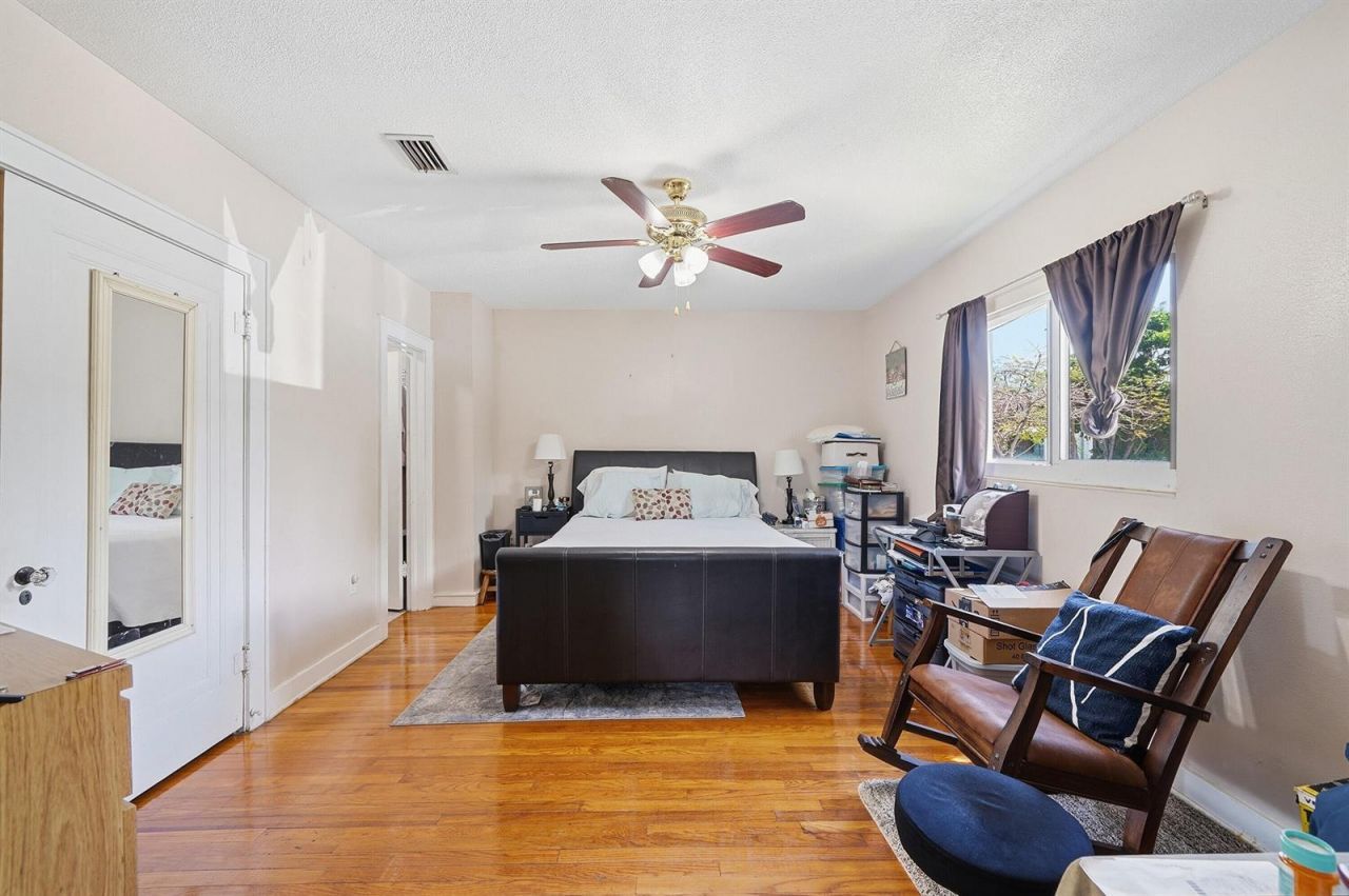 1959 Pierce Street , Hollywood, FL 33020 Photo