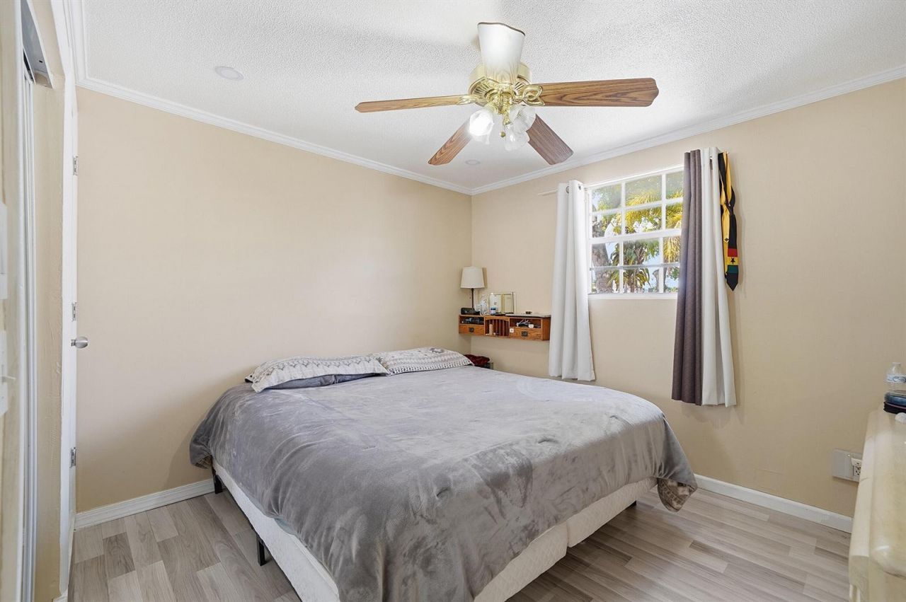 1959 Pierce Street , Hollywood, FL 33020 Photo