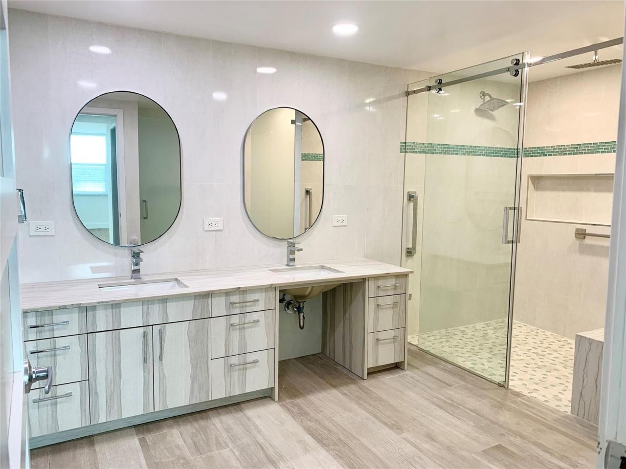 1150 Hillsboro Mile , Unit 207, Hillsboro Beach, FL 33062 Photo
