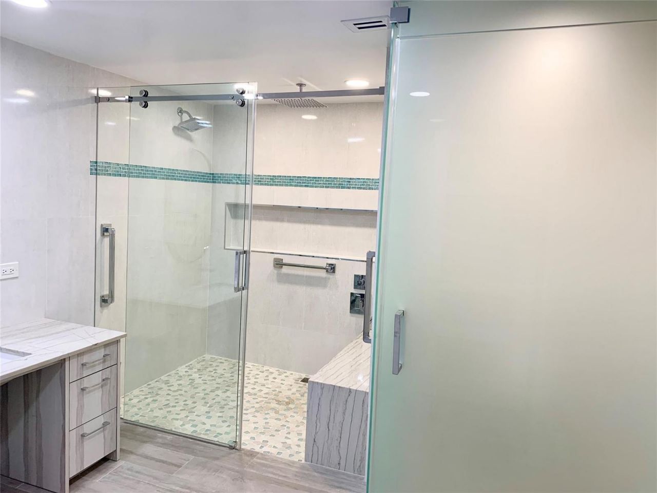 1150 Hillsboro Mile , Unit 207, Hillsboro Beach, FL 33062 Photo