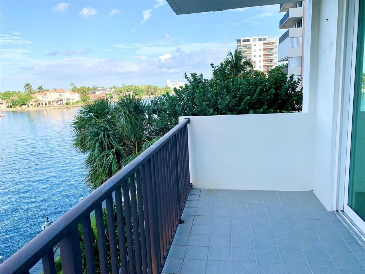 1150 Hillsboro Mile , Unit 207, Hillsboro Beach, FL 33062 Photo