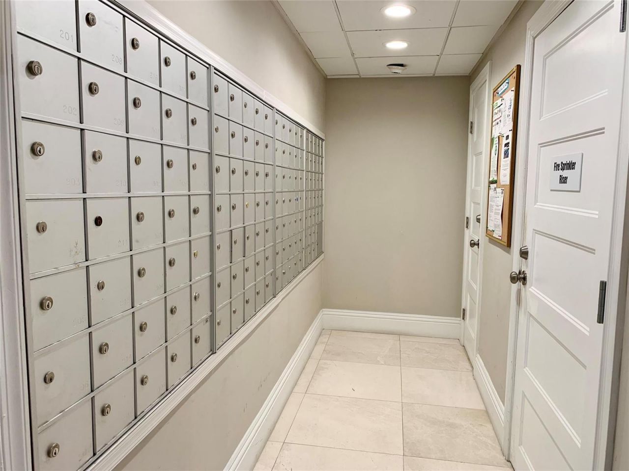 1150 Hillsboro Mile , Unit 207, Hillsboro Beach, FL 33062 Photo