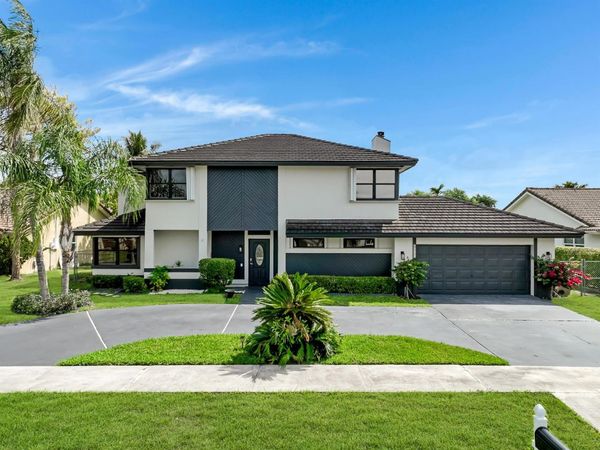 6840 W Wedgewood Avenue , Davie, FL 33331