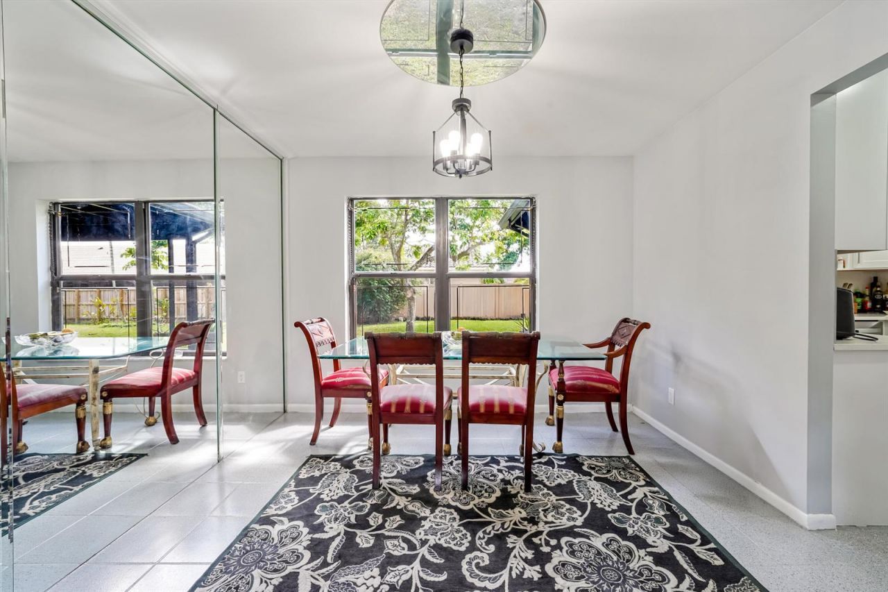 6840 W Wedgewood Avenue , Davie, FL 33331 Photo