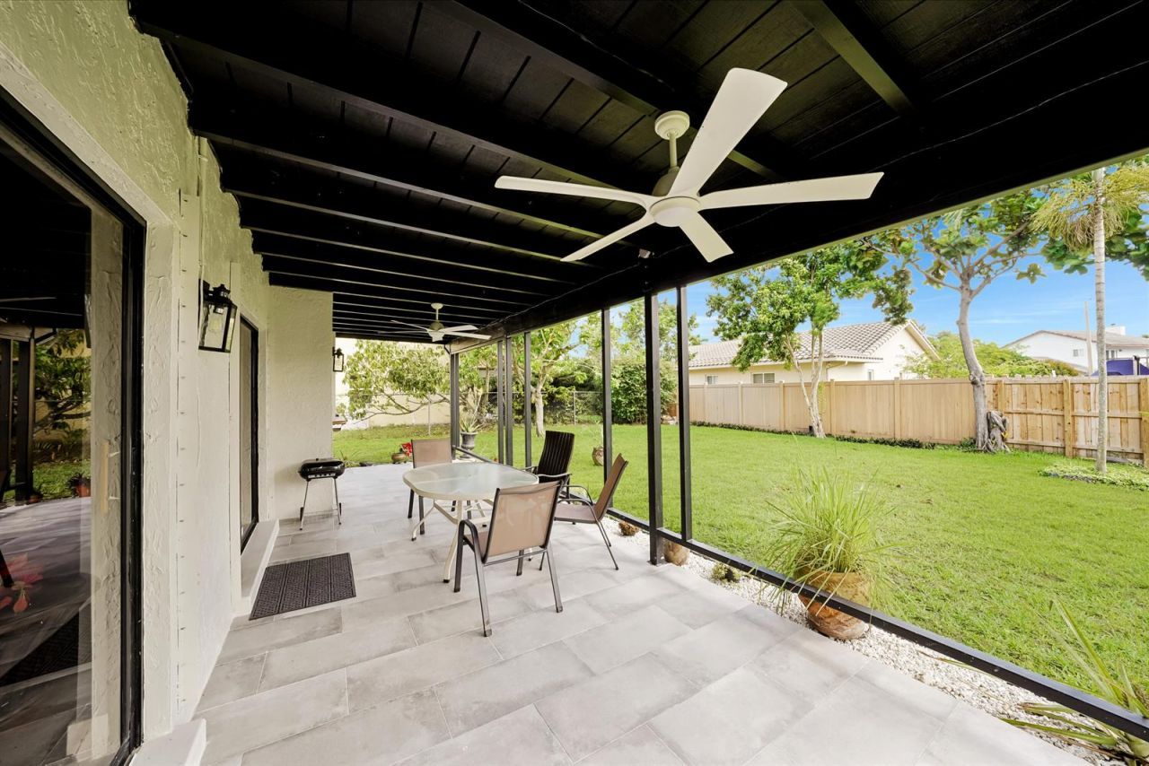 6840 W Wedgewood Avenue , Davie, FL 33331 Photo