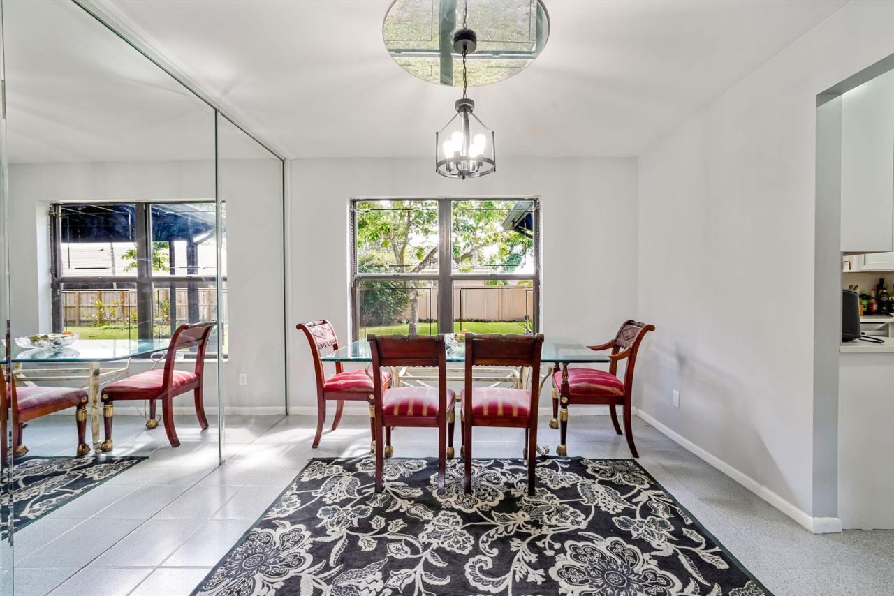 6840 W Wedgewood Avenue , Davie, FL 33331 Photo