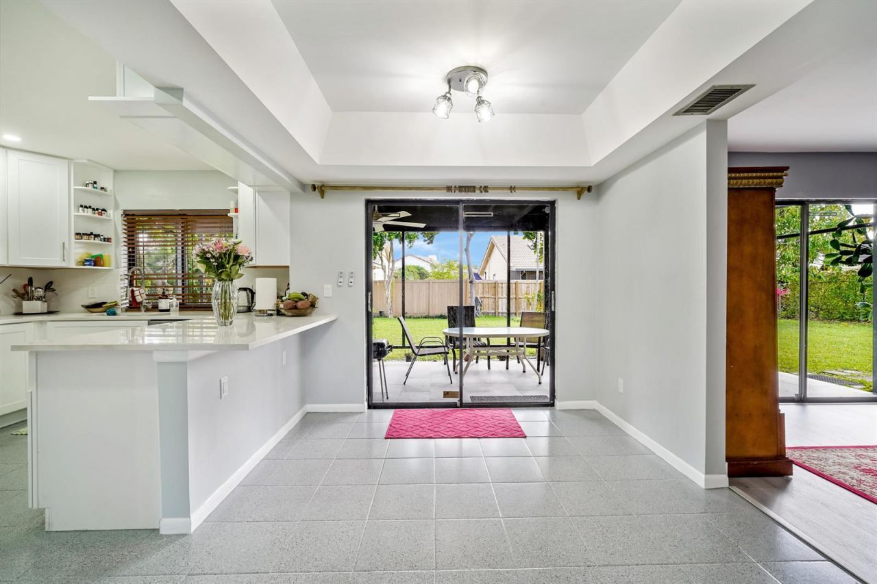 6840 W Wedgewood Avenue , Davie, FL 33331 Photo