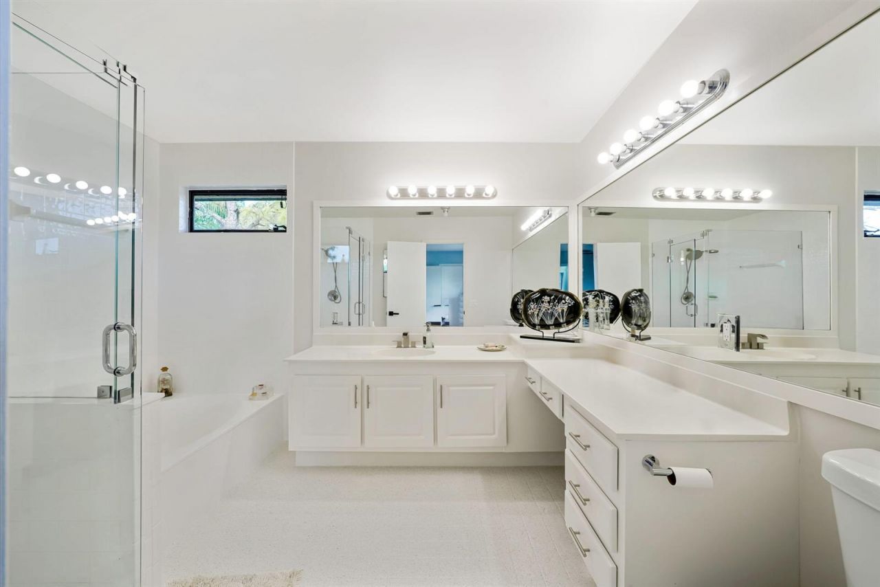 6840 W Wedgewood Avenue , Davie, FL 33331 Photo
