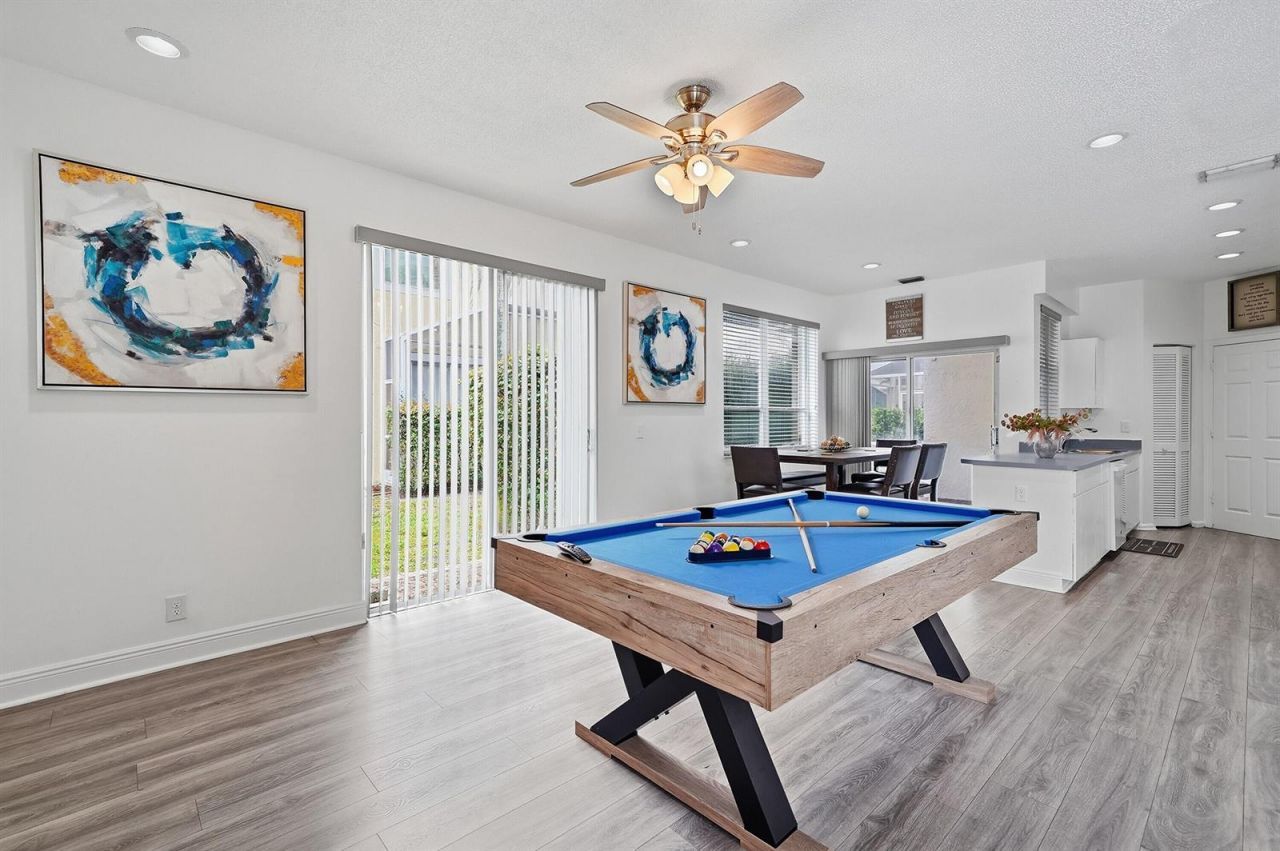 9378 NW 8th Circle , Plantation, FL 33324 Photo