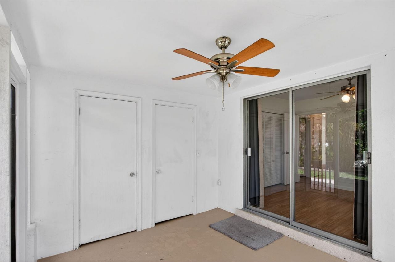 371 SE 1st Avenue , Pompano Beach, FL 33060 Photo